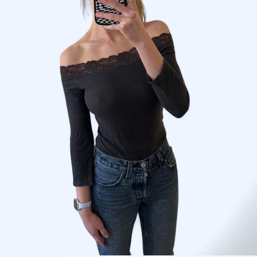 Elegant dark grey Lace Off-Shoulder Top